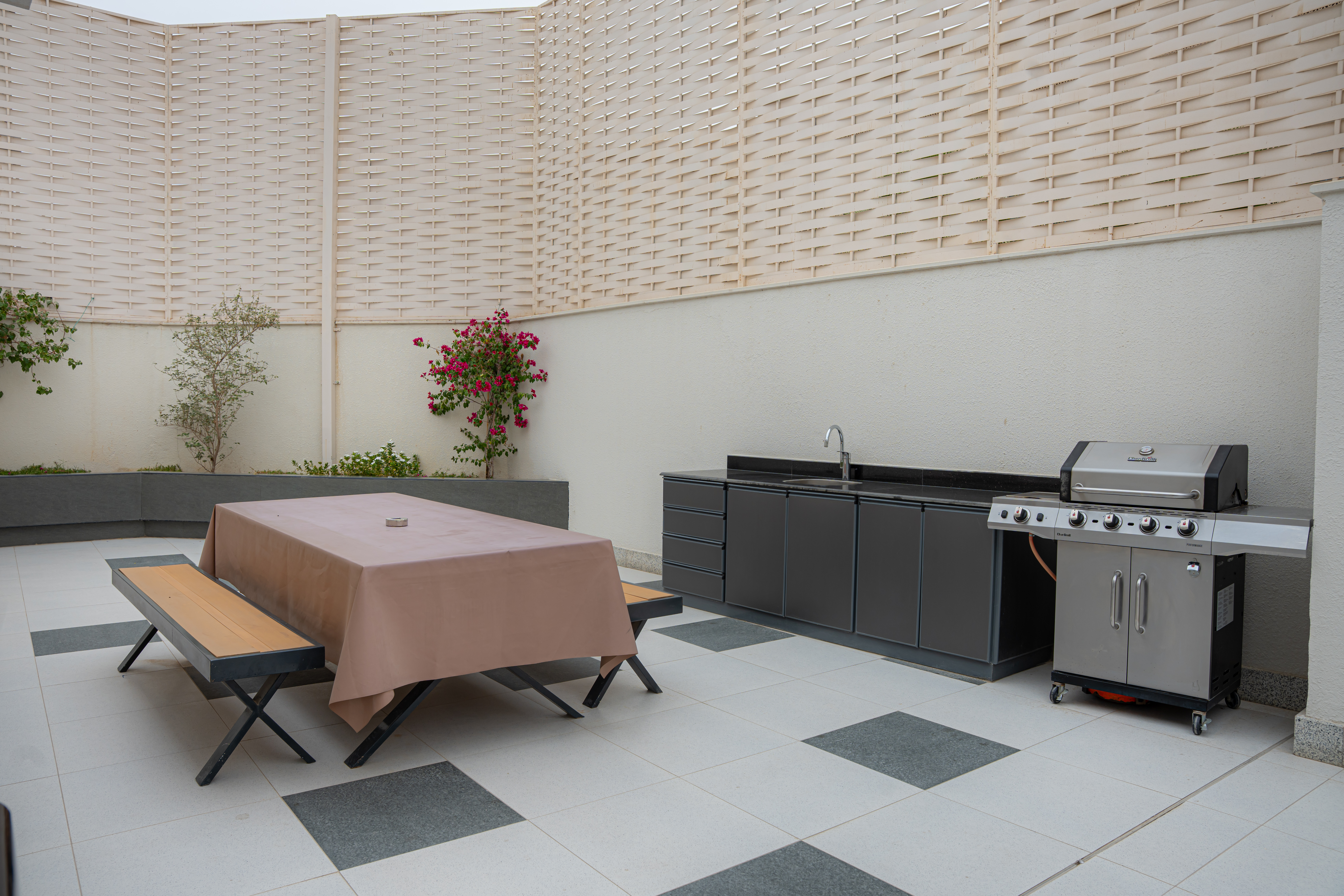 BBQ area for residents at Mena House